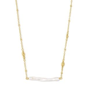 Eileen Gold Pendant Necklace in White Pearl